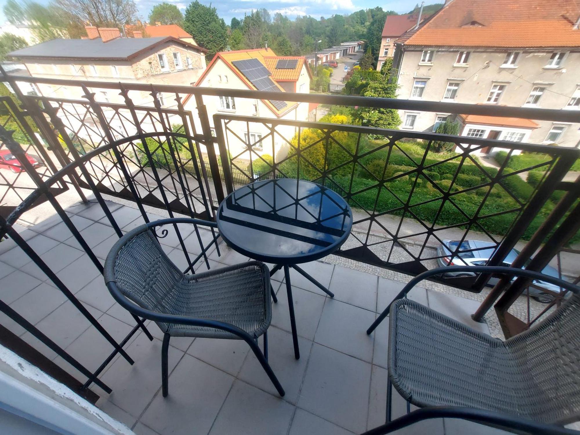 Slaski 46m, Ksiaz Kuchnia Klimatyzacja Wifi Parking Apartment *