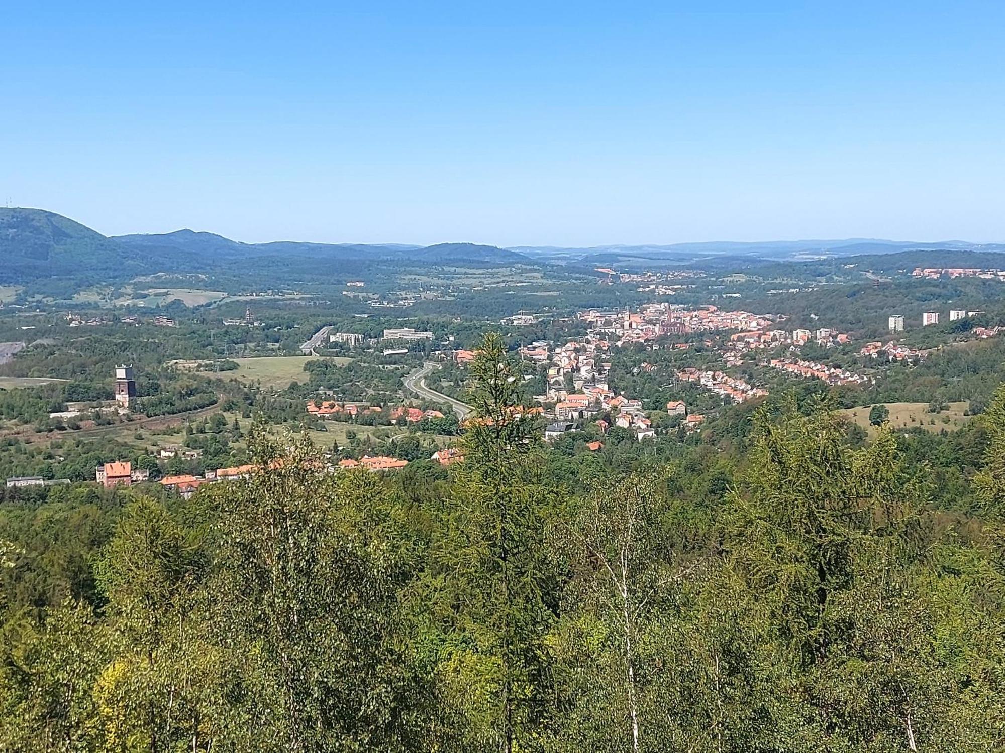 Apartment Slaski 46m, Ksiaz Kuchnia Klimatyzacja Wifi Parking *